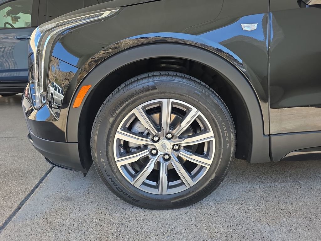 Used 2023 Cadillac XT4 Sport FWD image 34
