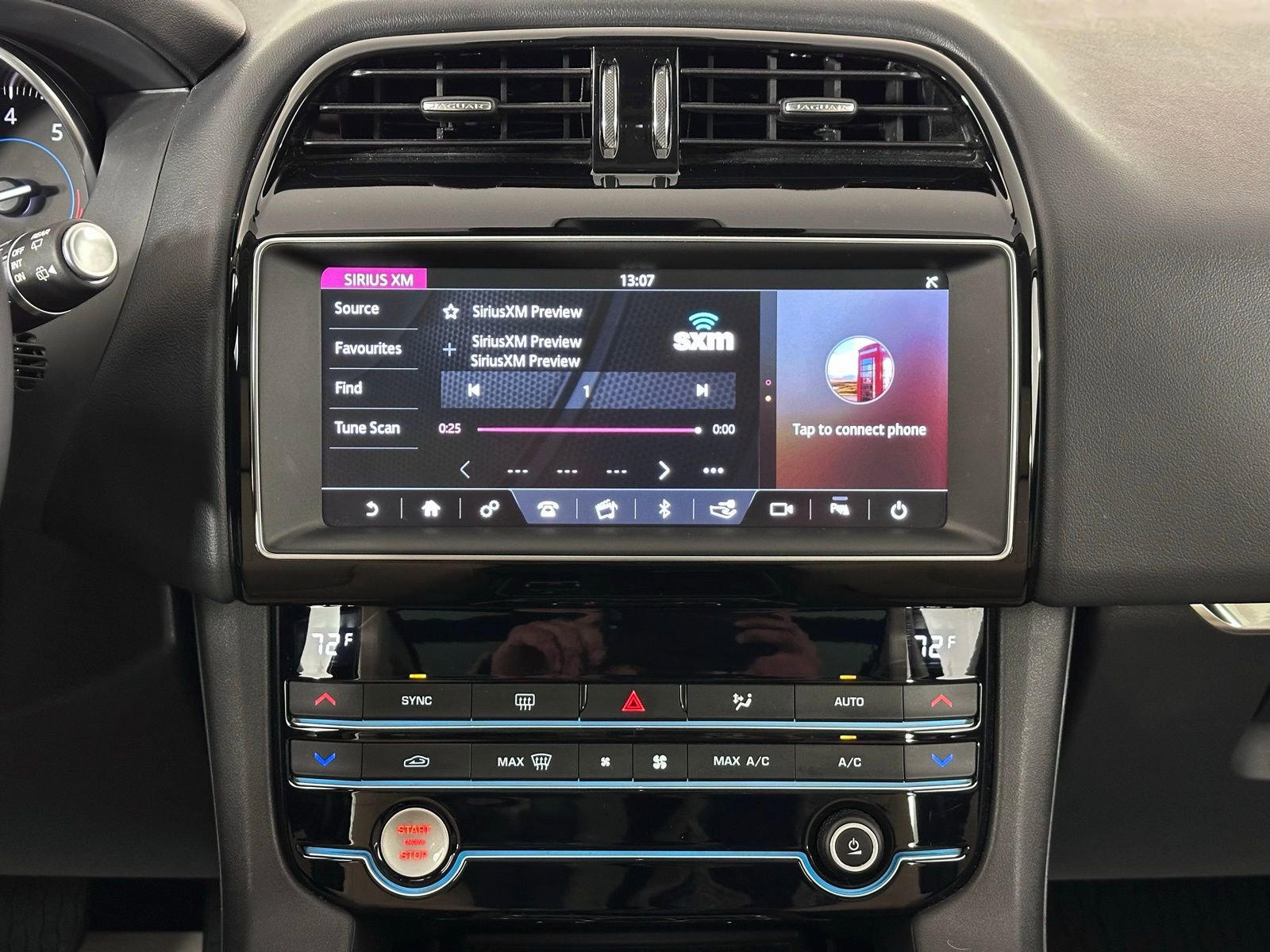 Used 2020 Jaguar F-PACE Premium image 14