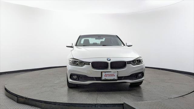 Used 2018 BMW 320i Sedan RWD image 12