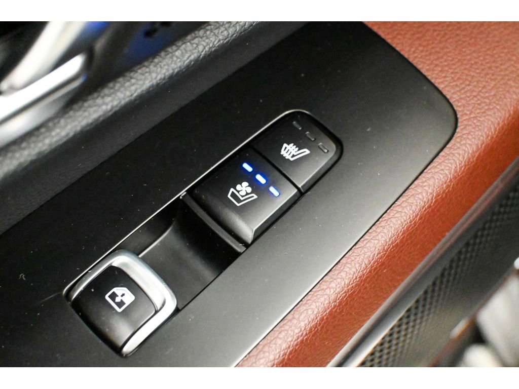 Used 2024 Kia Telluride SX Prestige AWD/4WD image 33