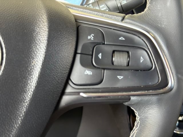 Used 2023 Buick Encore GX Select w/ Sport Touring Package FWD image 24