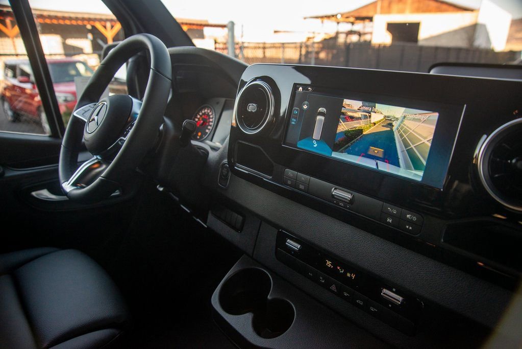 New 2025 Mercedes-Benz Sprinter 2500 image 31