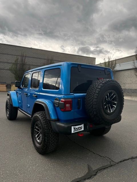 Used 2024 Jeep Wrangler Unlimited Rubicon AWD/4WD image 8
