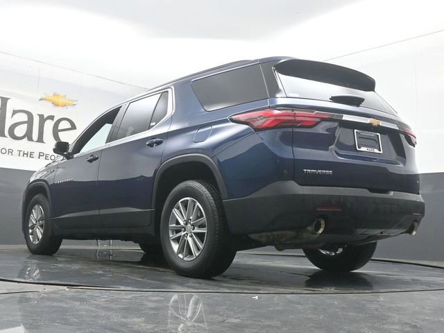Used 2023 Chevrolet Traverse LT image 5