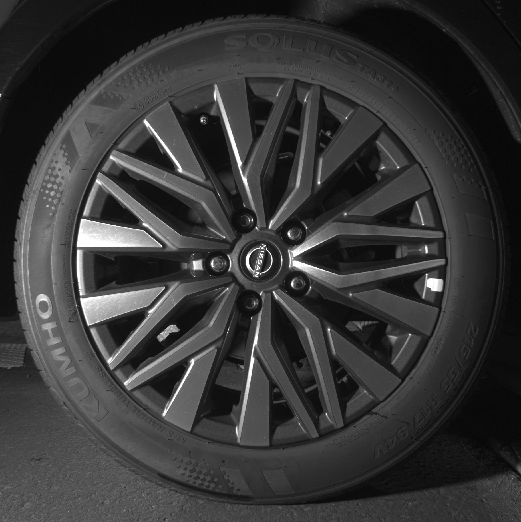 Used 2025 Nissan Altima 2.5 SV FWD image 15