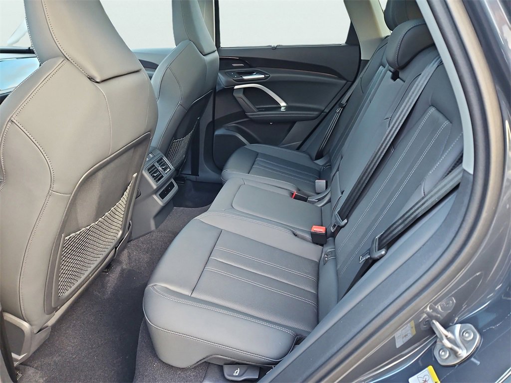 New 2025 Audi Q5 Premium Plus image 24