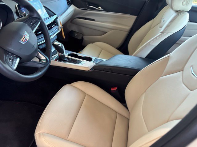 Used 2026 Cadillac CT4 Premium Luxury RWD image 23