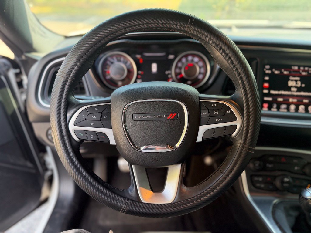 Used 2015 Dodge Challenger R/T Plus RWD image 19