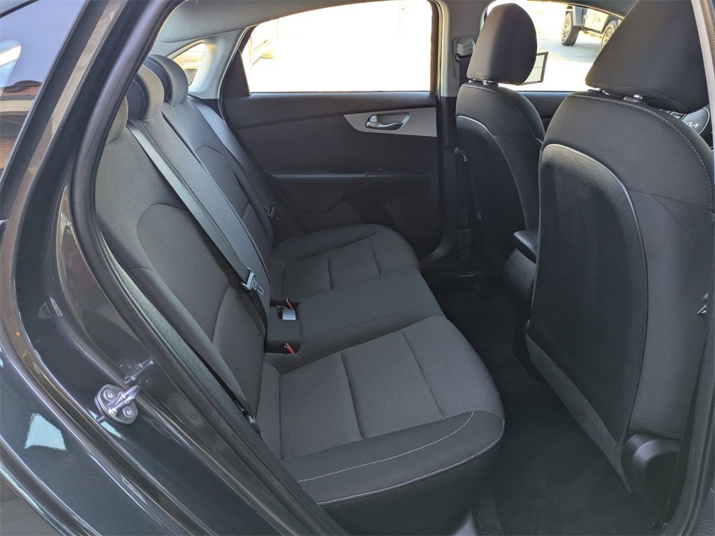 Used 2024 Kia Forte LXS image 31