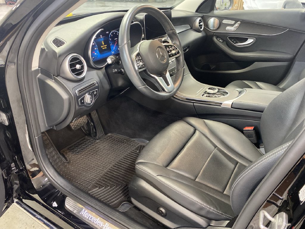 Used 2020 Mercedes-Benz C 300 4MATIC Sedan w/ Premium Package image 13