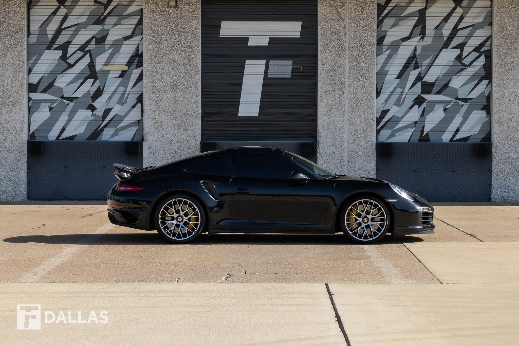 Used 2015 Porsche 911 Turbo S AWD/4WD image 17
