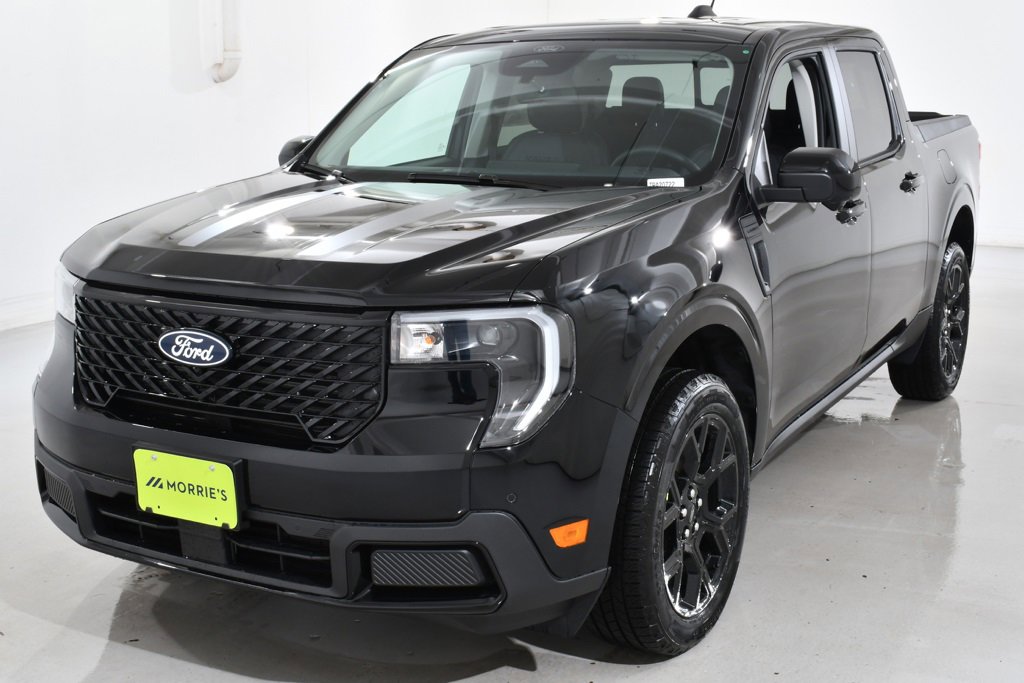 New 2026 Ford Maverick Lariat w/ Black Appearance Package image 2