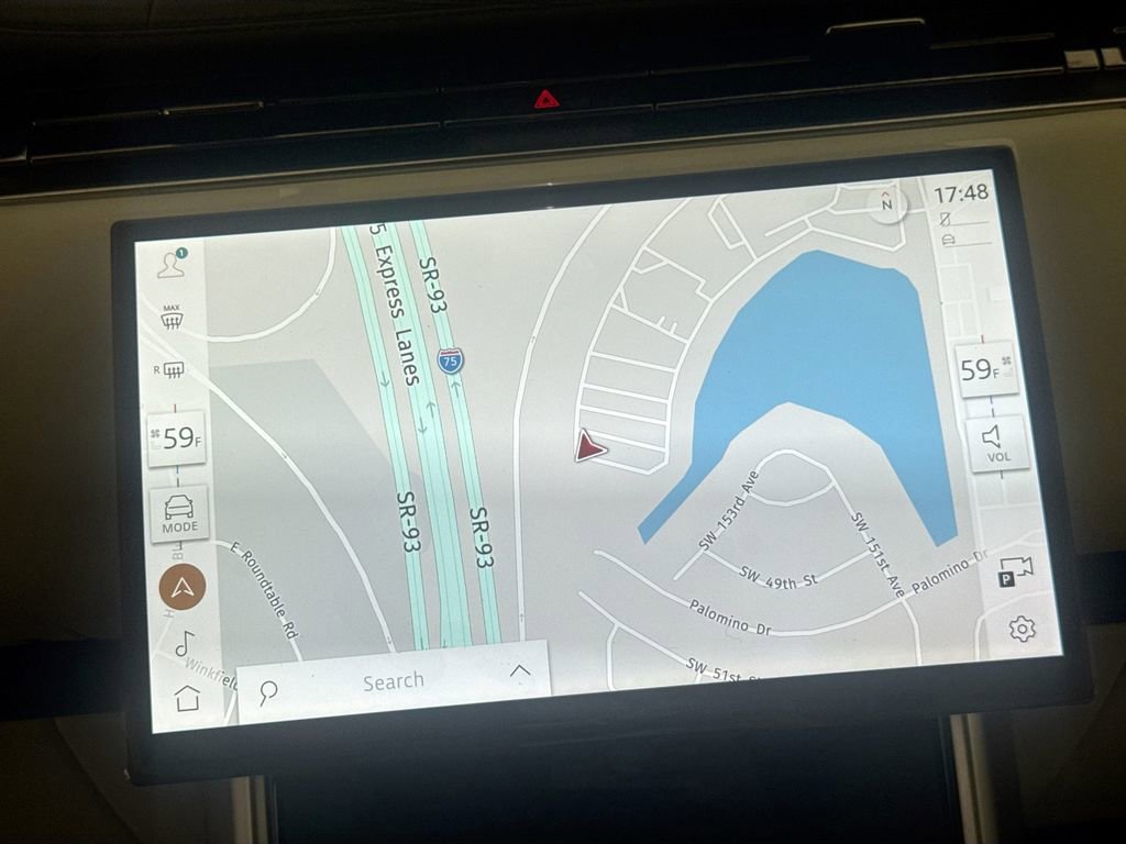 New 2026 Land Rover Range Rover Long Wheelbase SE image 12