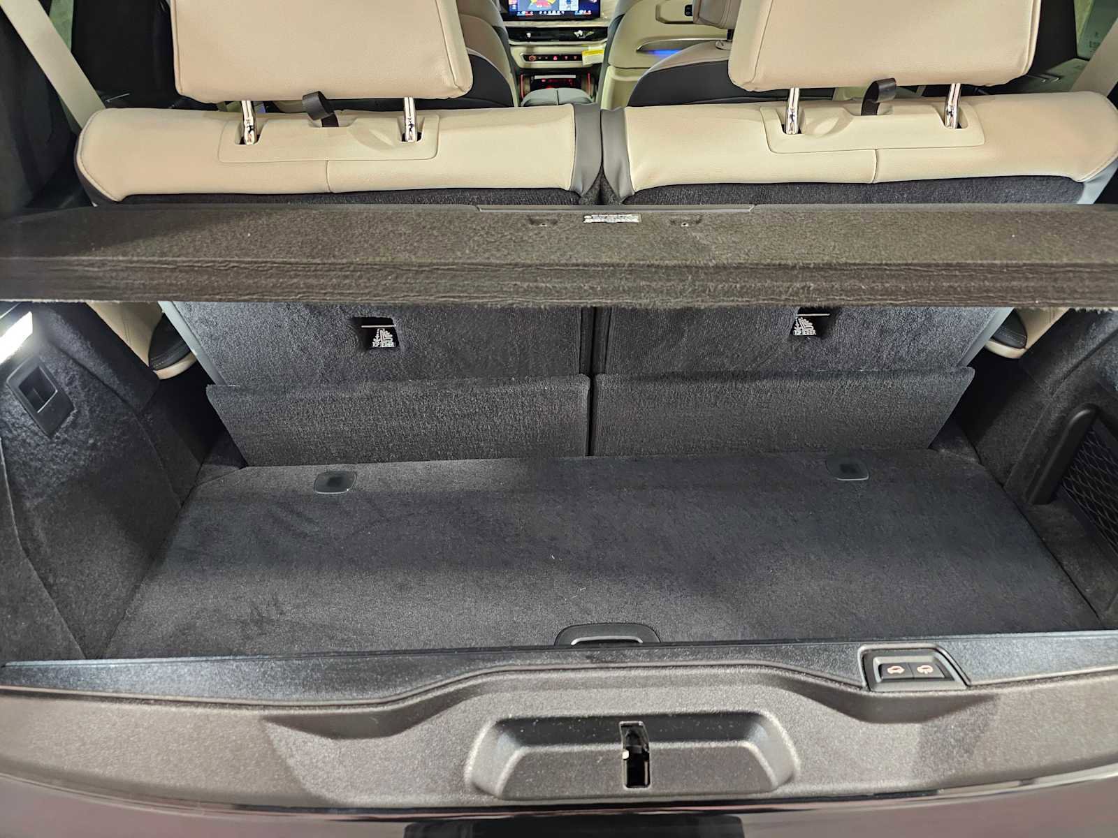 New 2026 BMW X7 M60i image 49