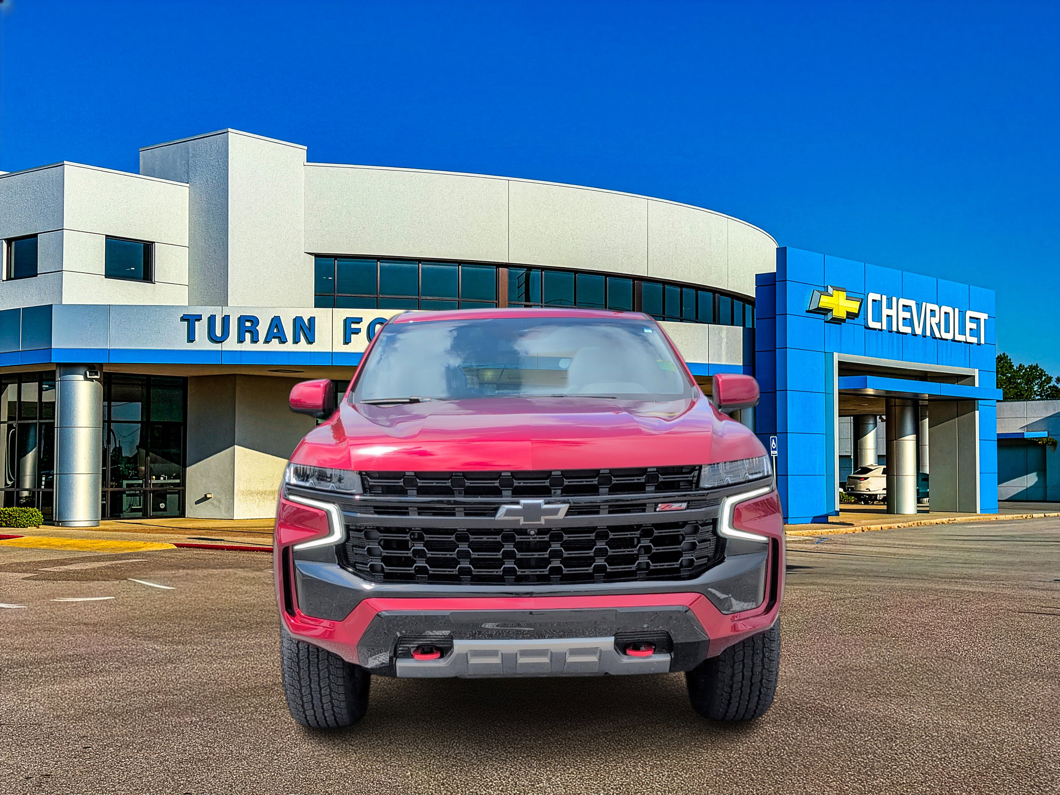 Used 2024 Chevrolet Tahoe Z71 w/ Luxury Package AWD/4WD image 9