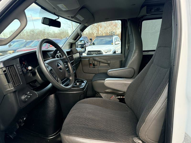 Used 2019 GMC Savana 2500 2500 w/ Driver Convenience Package image 17