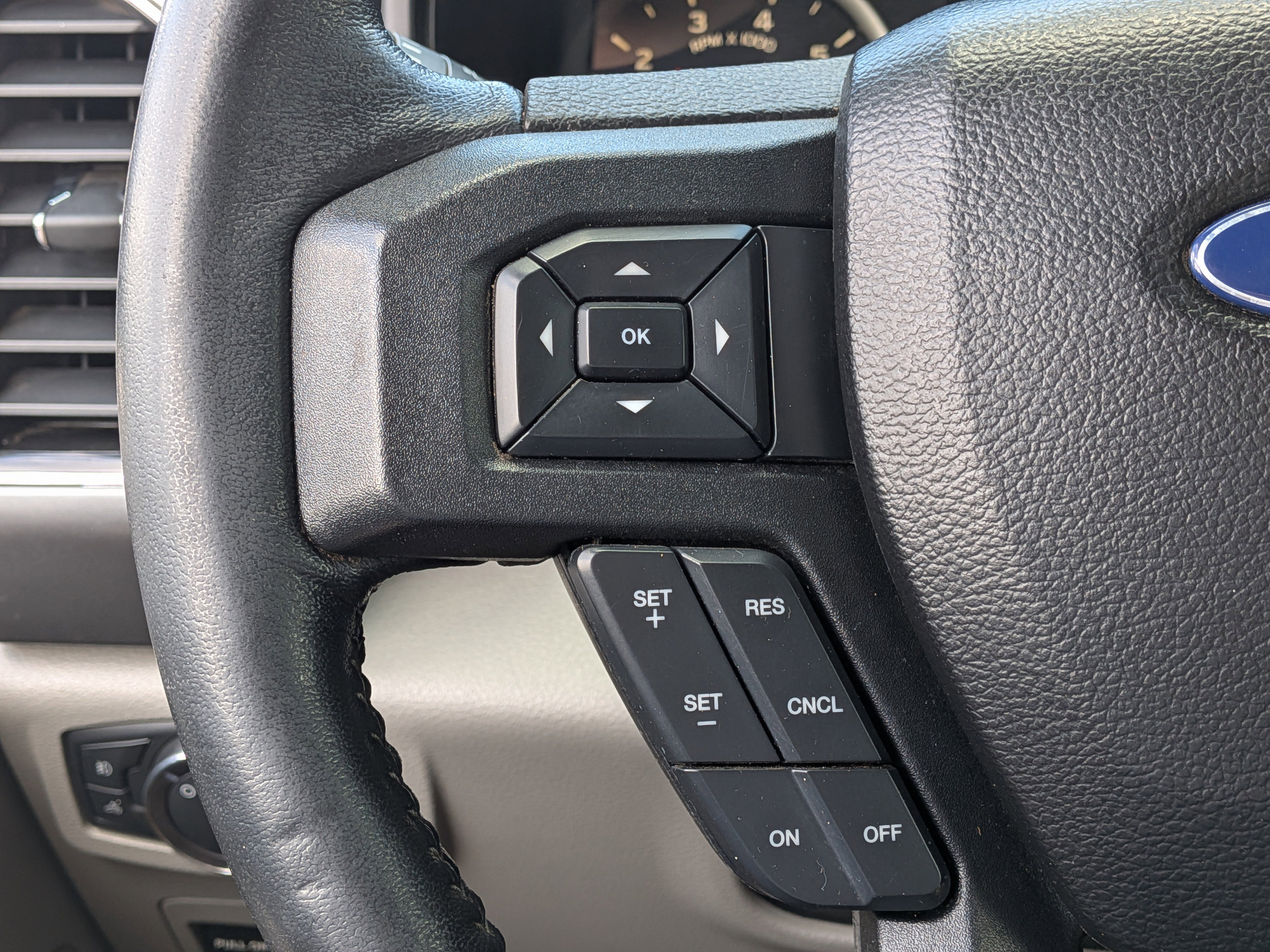 Used 2018 Ford F150 XLT w/ Equipment Group 301A Mid image 26