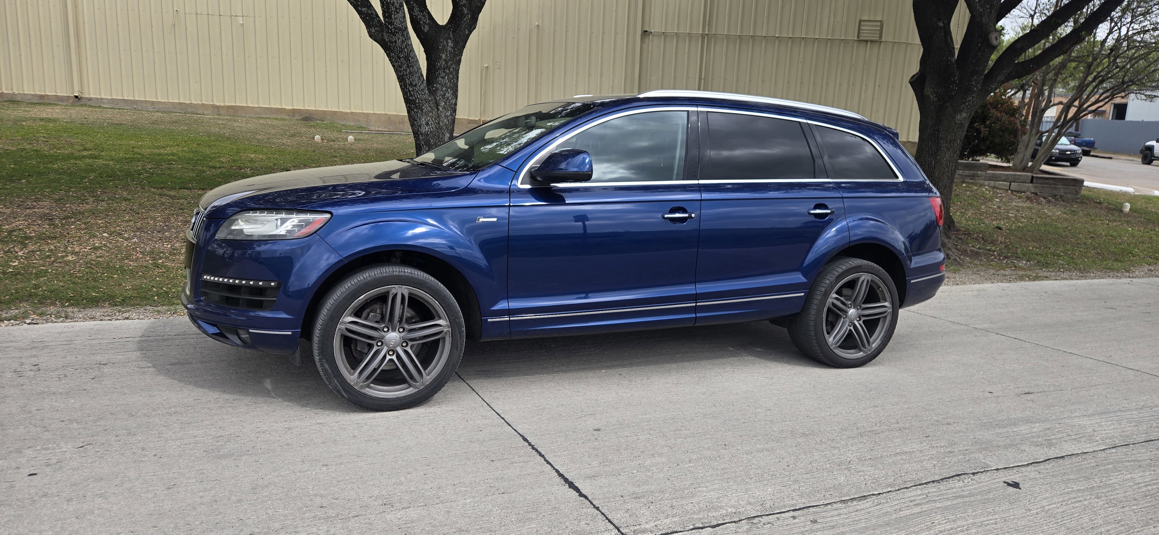 Used 2015 Audi Q7 3.0T Premium Plus w/ Premium Plus Package AWD/4WD image 1