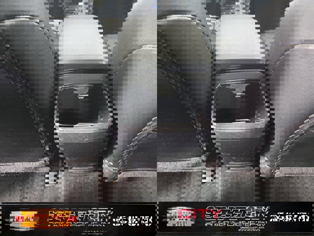 Used 2018 Toyota Tacoma TRD Sport image 29