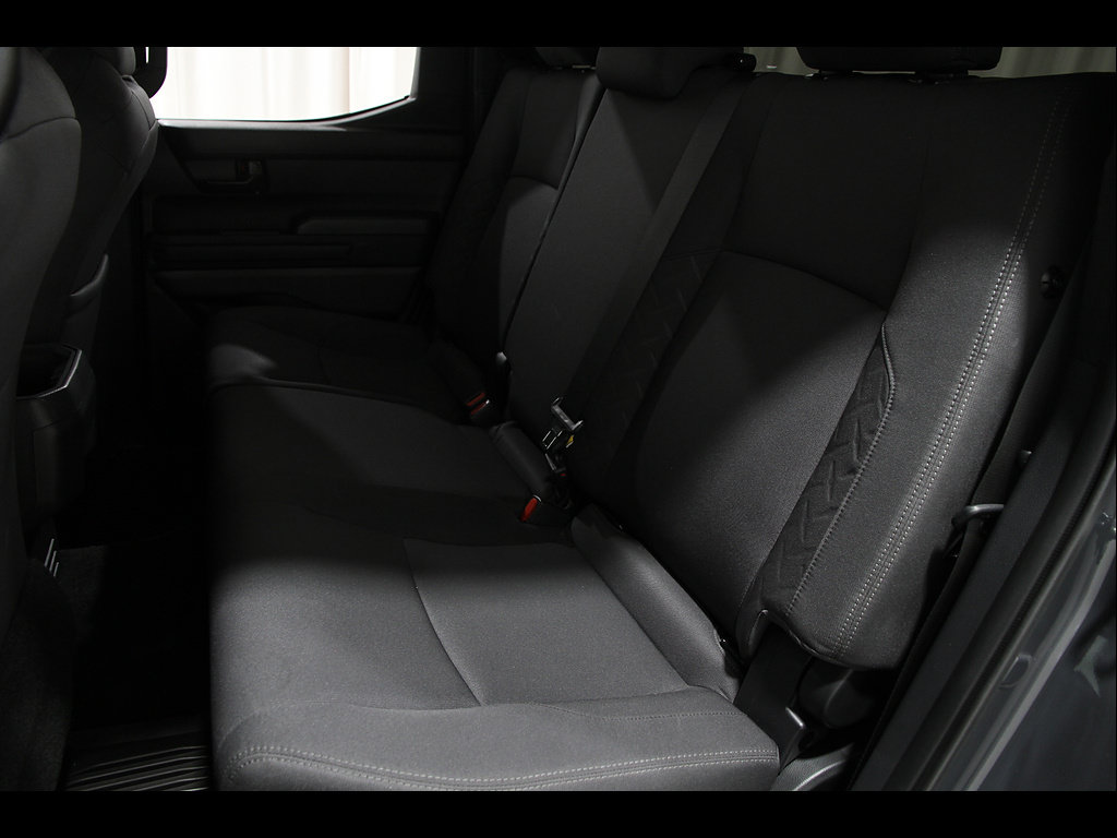 Used 2024 Toyota Tacoma SR AWD/4WD image 18