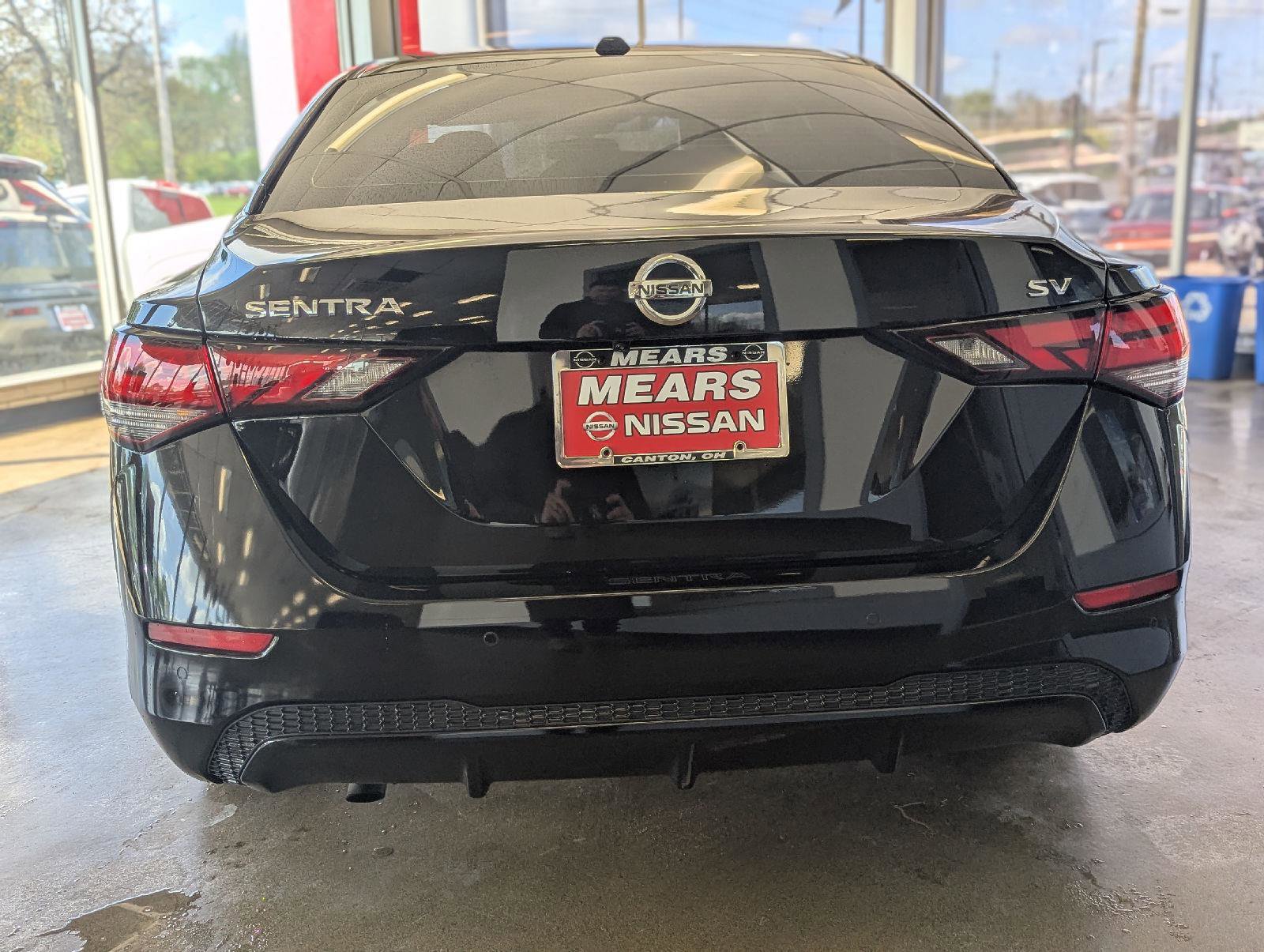 Used 2023 Nissan Sentra SV w/ All-Weather Package FWD image 6