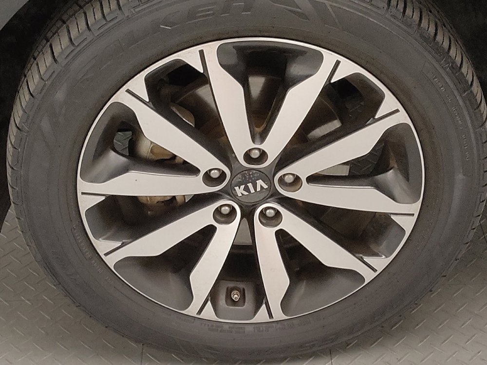 Used 2017 Kia Sportage EX image 31