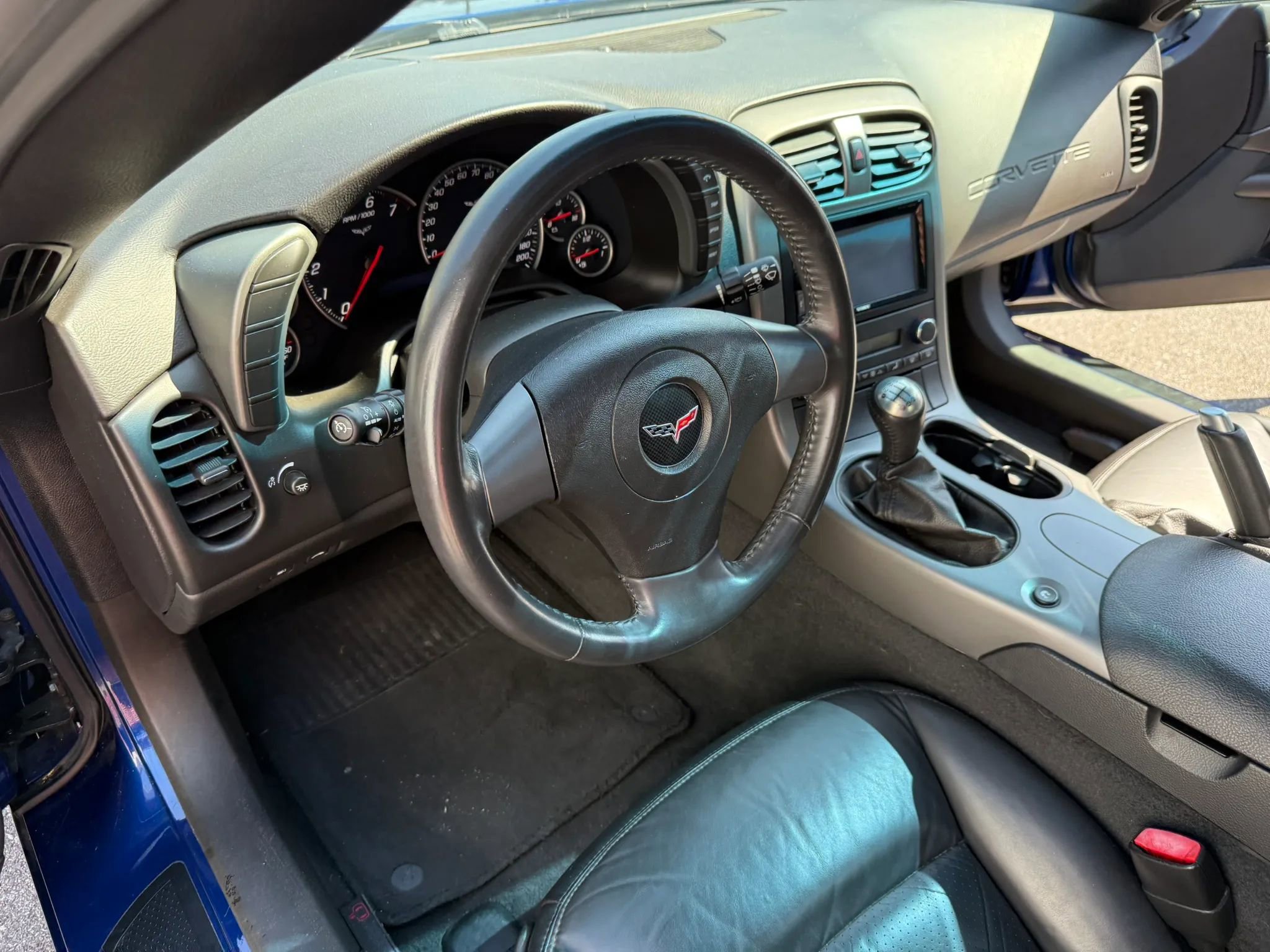 Used 2007 Chevrolet Corvette Coupe w/ Performance Package image 15