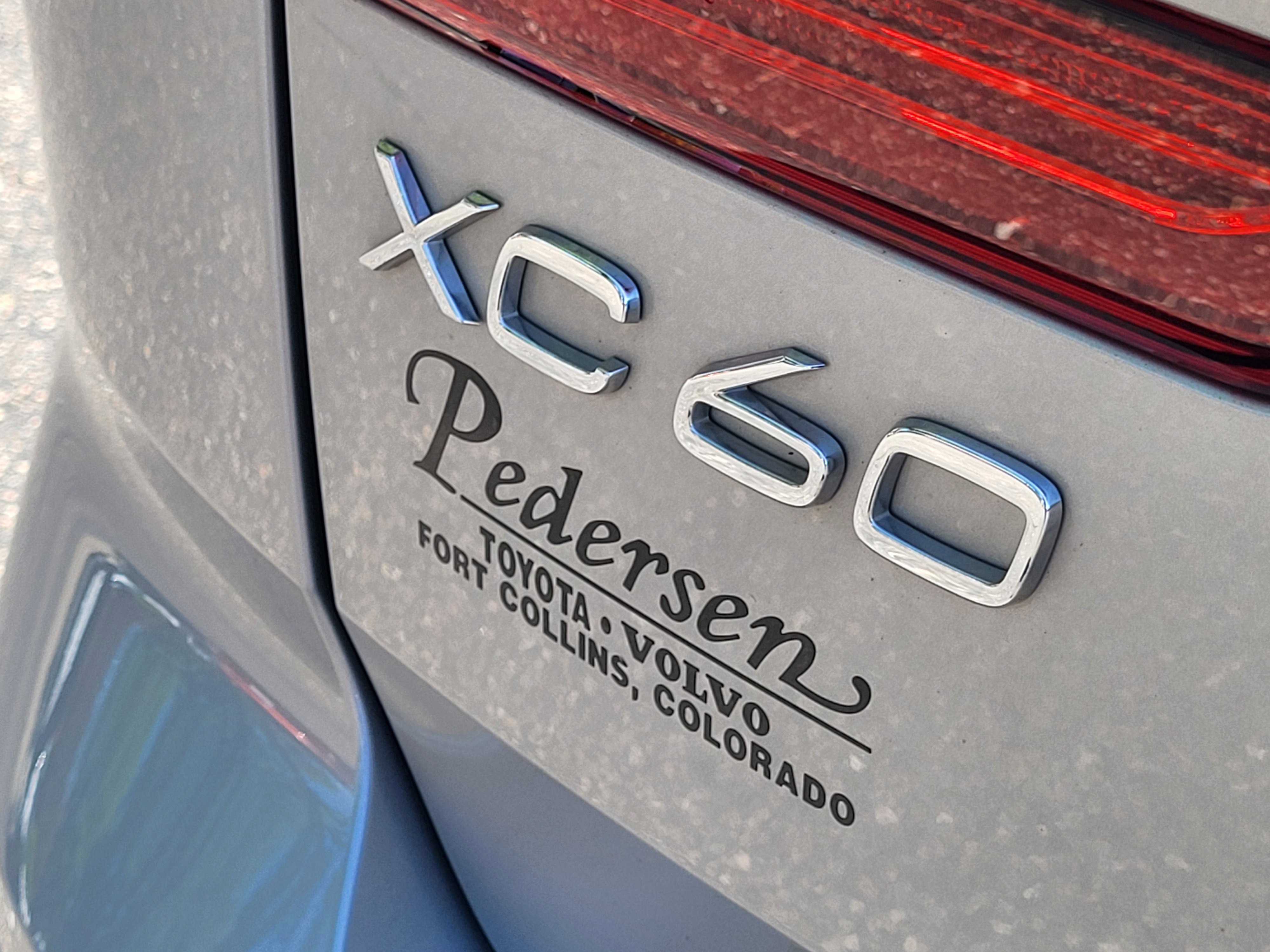 Certified 2023 Volvo XC60 B5 Ultimate w/ Climate Package AWD/4WD image 9