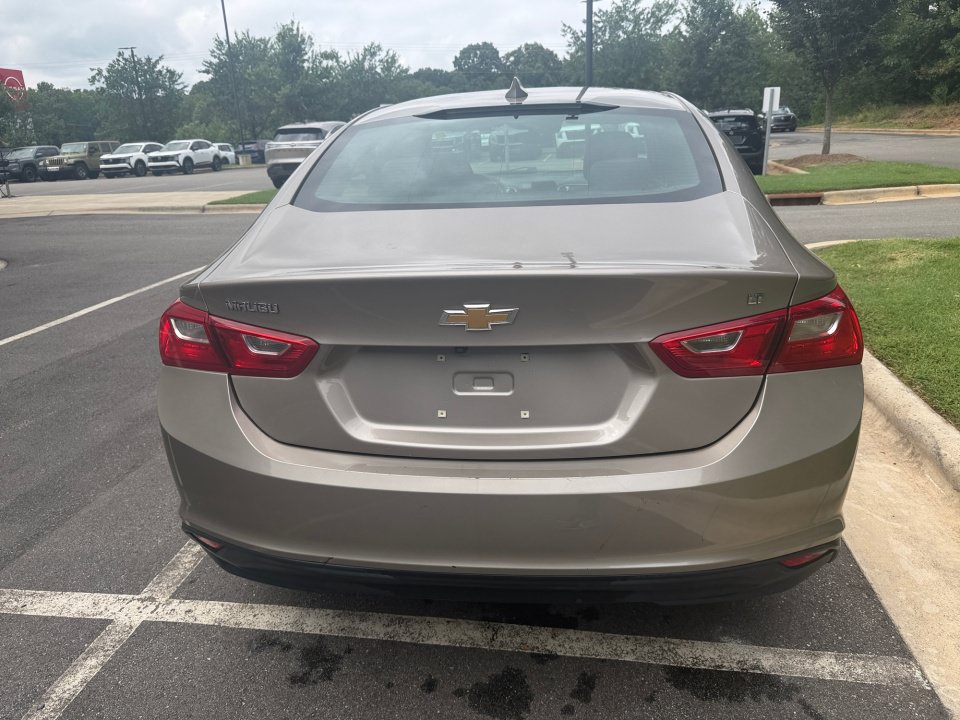 Used 2023 Chevrolet Malibu LT FWD image 17