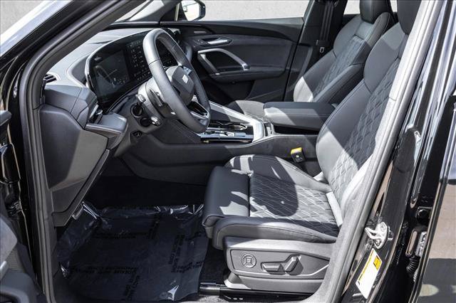 Certified 2025 Audi SQ5 Premium Plus w/ Premium Plus Package AWD/4WD image 12