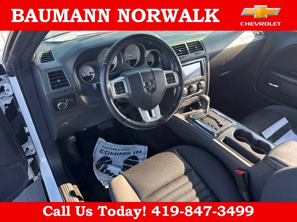 Used 2013 Dodge Challenger SXT RWD image 17