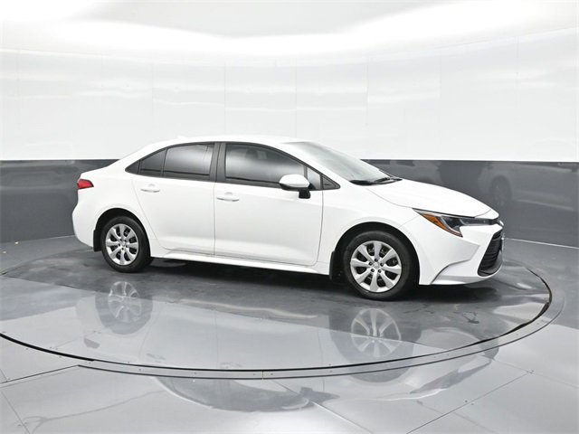 Used 2025 Toyota Corolla LE image 17