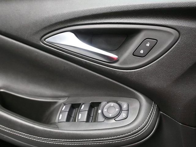 Used 2025 Buick Encore GX Preferred image 23