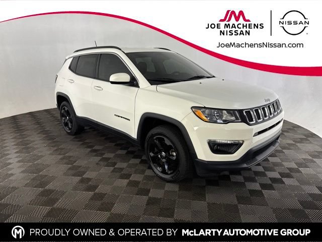 Used 2020 Jeep Compass Latitude w/ Cold Weather Group AWD/4WD image 1