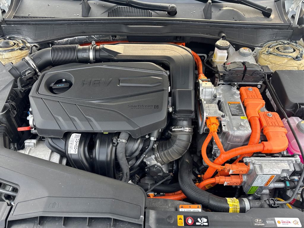 Used 2025 Hyundai Sonata Limited image 13