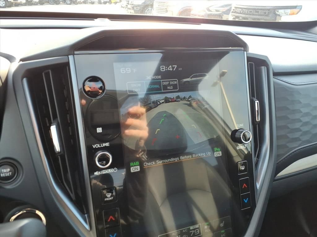 Used 2025 Subaru Forester Limited image 25