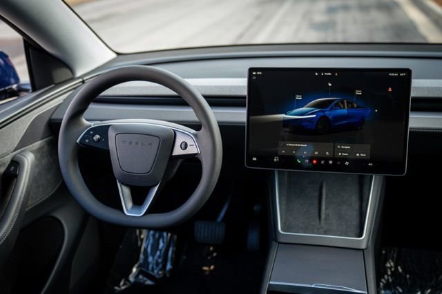 Used 2026 Tesla Model Y Long Range image 29
