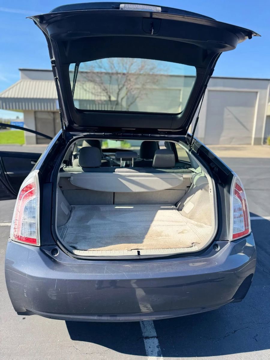 Used 2014 Toyota Prius Two image 22