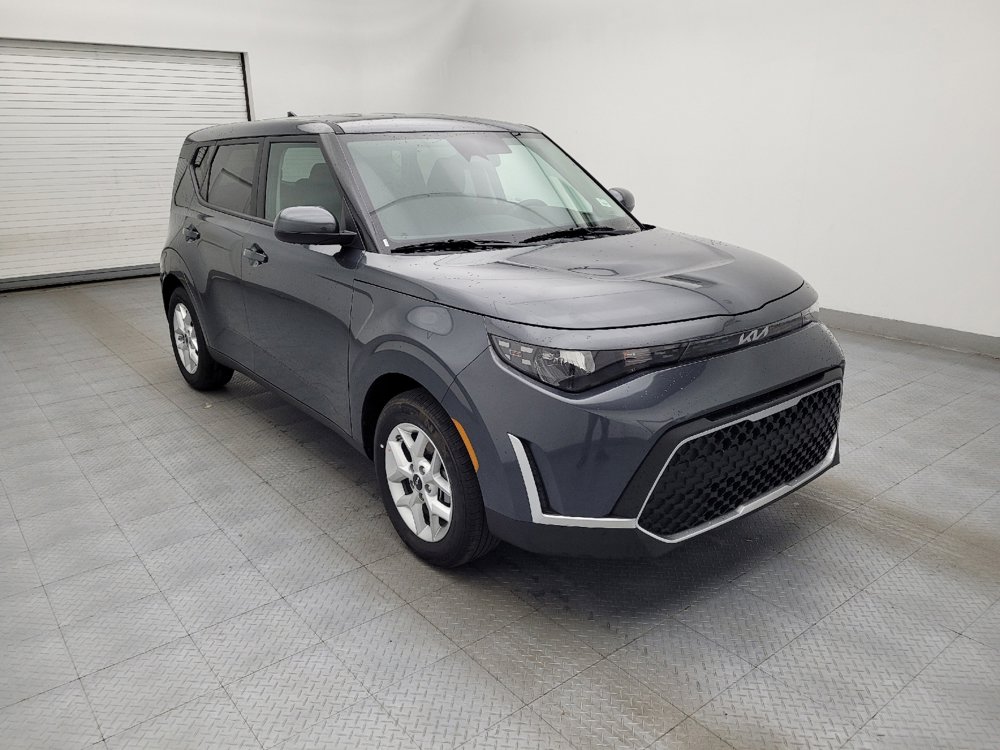 Used 2025 Kia Soul LX w/ LX Technology Package image 13