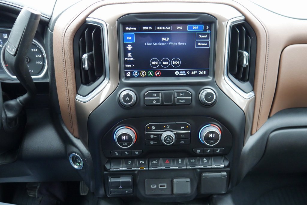 Used 2023 Chevrolet Silverado 2500 High Country w/ Technology Package image 17