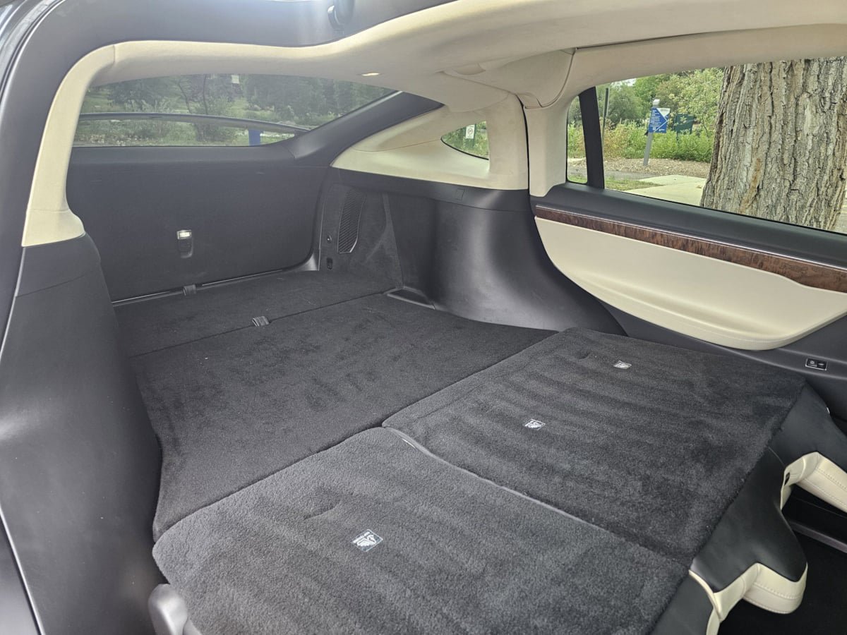 Used 2017 Tesla Model X 100D AWD/4WD image 36