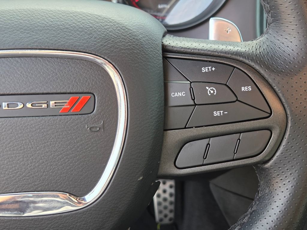 Used 2023 Dodge Charger R/T w/ Performance Handling Group RWD image 28