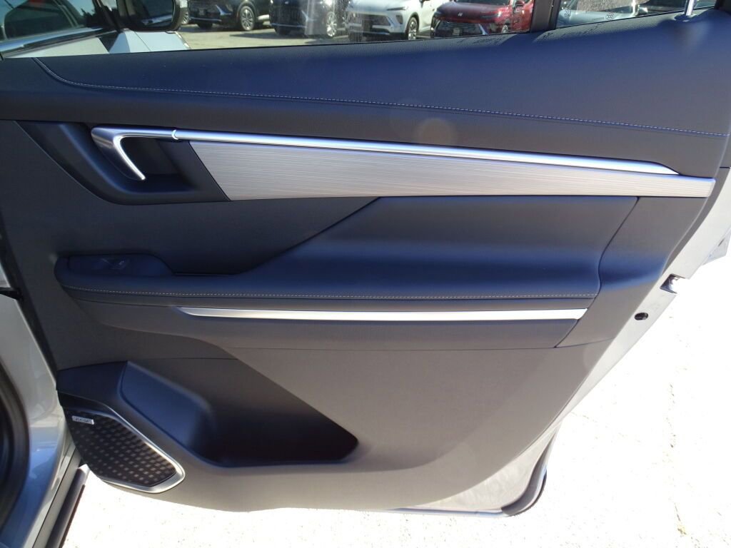 New 2025 Buick Enclave Preferred w/ Super Cruise Package image 11