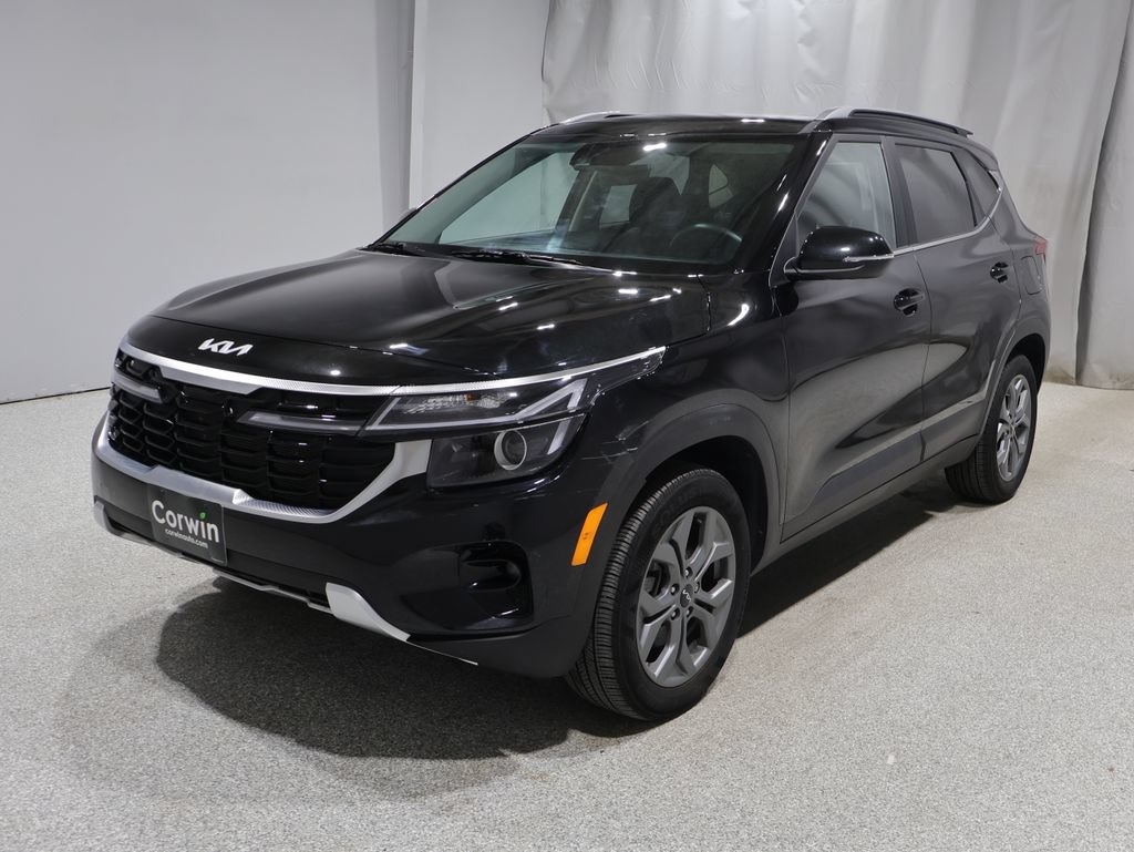 Used 2024 Kia Seltos S AWD/4WD image 7