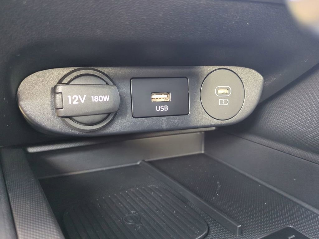 New 2026 Hyundai Elantra SEL Sport image 24