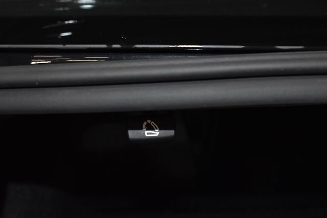 Used 2024 Volkswagen Jetta SE image 31