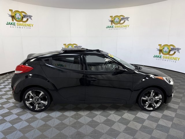 Used 2017 Hyundai Veloster Value Edition image 11