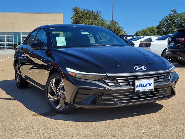 New 2025 Hyundai Elantra Sport
