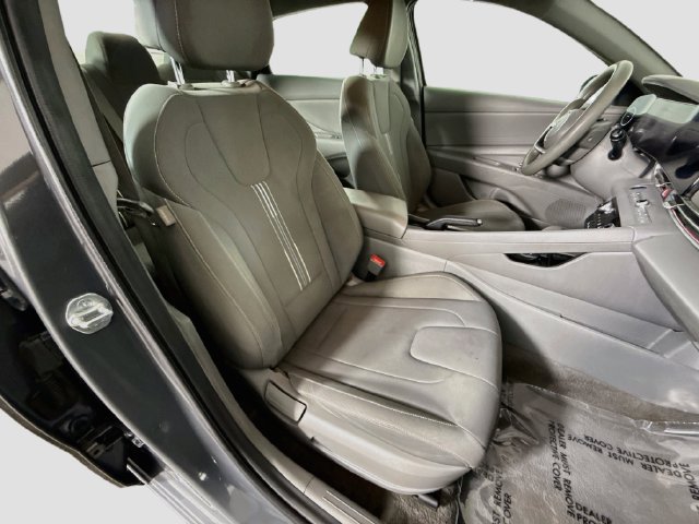 Used 2024 Hyundai Elantra SEL FWD image 28
