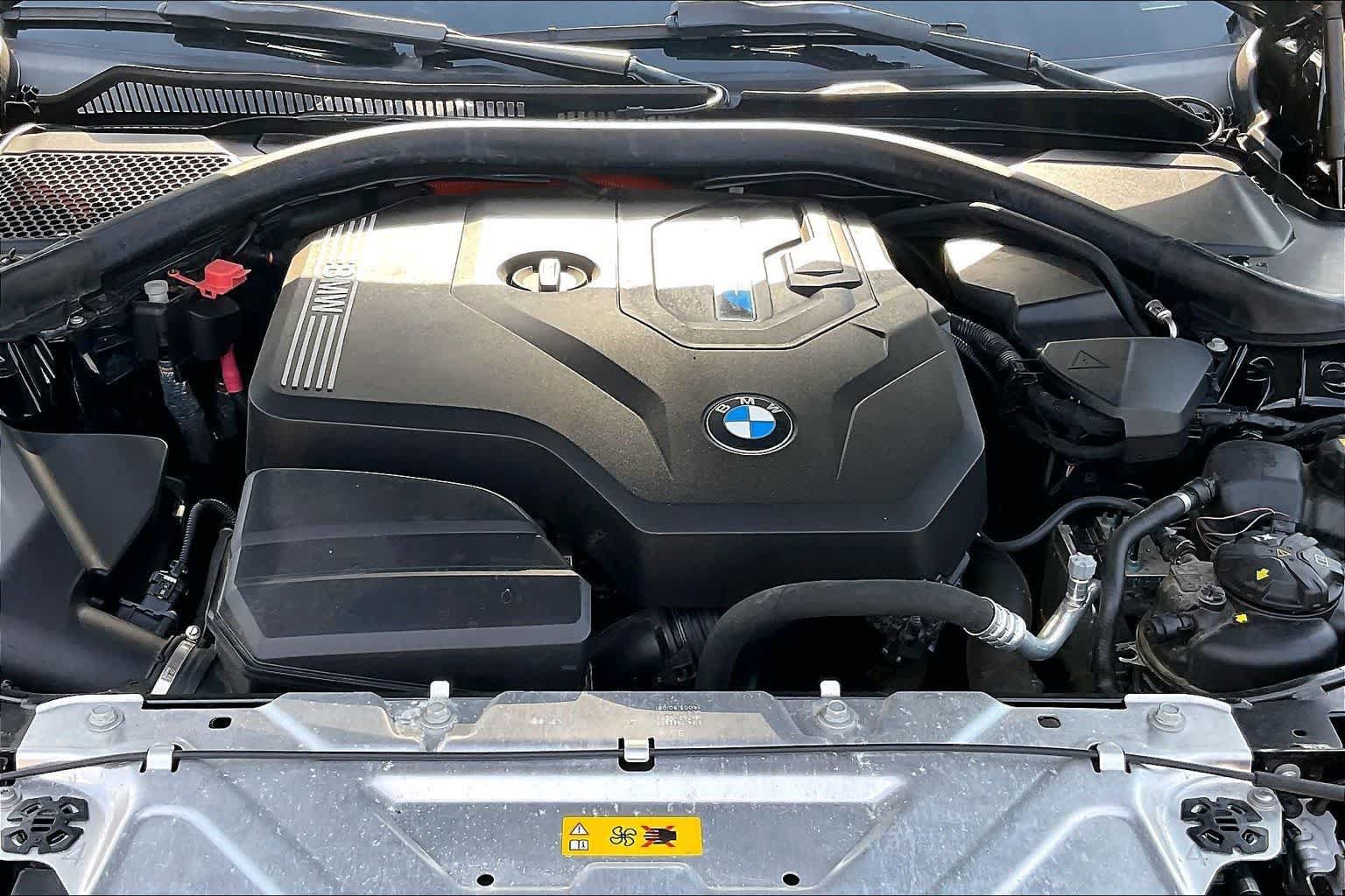 Used 2022 BMW 330e xDrive AWD/4WD image 9